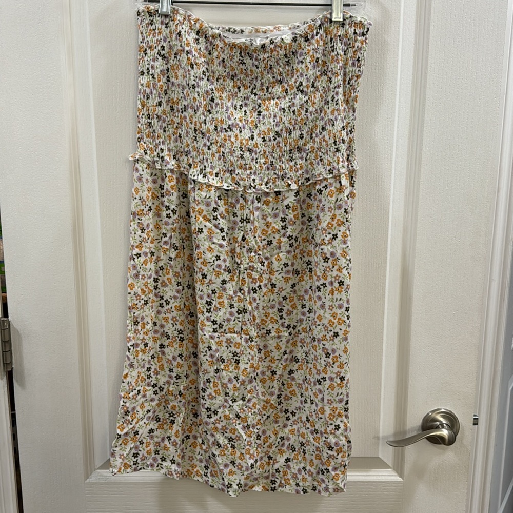 Strapless sundress